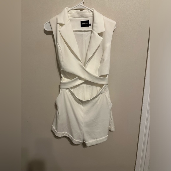Do+Be Cut Out Romper - Picture 2 of 3